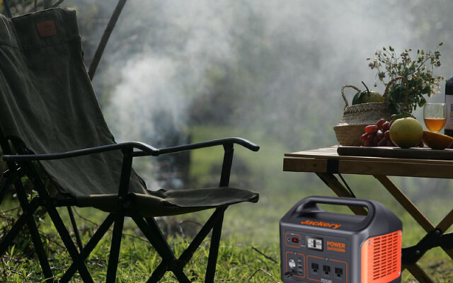 Why Jackery Is the Best Portable Power Station You Can Buy!