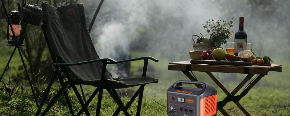 jackery-camping